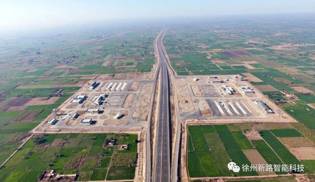 新路科技滑模機(jī)攻堅(jiān)克難創(chuàng)佳績，中鐵二十局海外工程再獲好評(píng)！